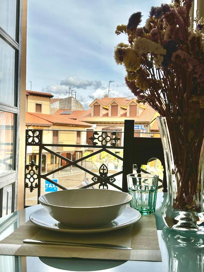Апартаменти La Casa De Mansilla Мансілья-де-лас-Мулас Екстер'єр фото